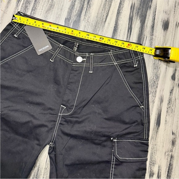 True Religion Baggy Black Cargo Pants NWT Retail Price $169!! - Picture 7 of 10